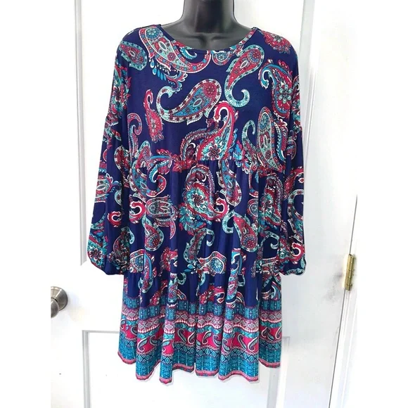 Boutique babydoll style tunic top with paisley print - Picture 1 of 4